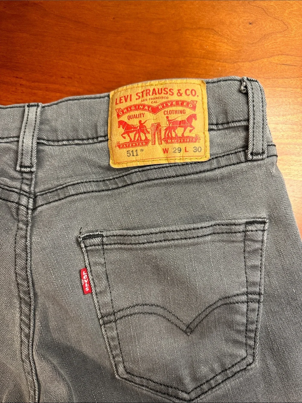 Levi’s Classic Men’s Jeans in Gray (29x30)